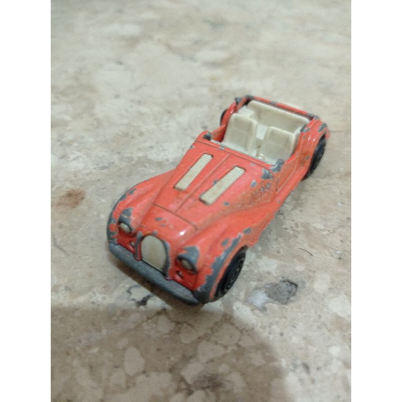 carrinho antigo de ferro MAJORETTE MORGAN ROUGE N°261