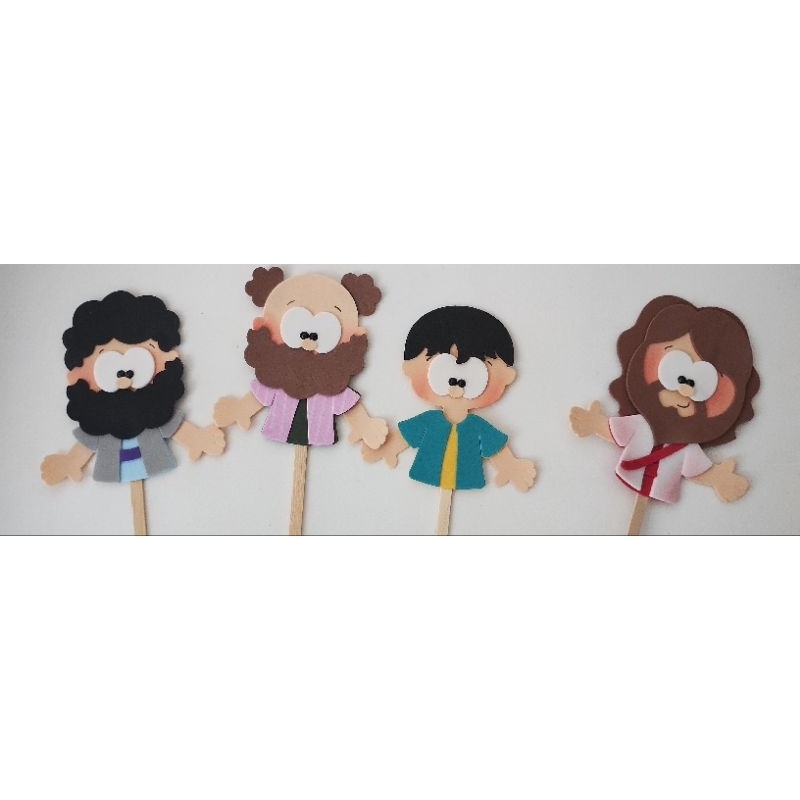 palitoche Pedro,Tiago,João e JESUS de