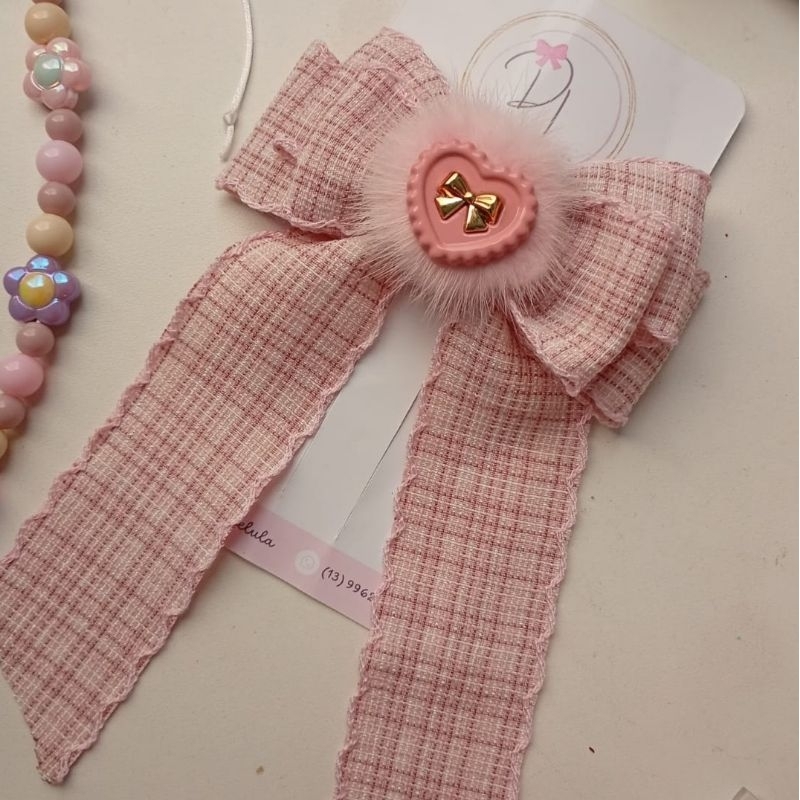 Laço com cauda, presilha infantil rosa com pelinho delicado, acessório outono inverno