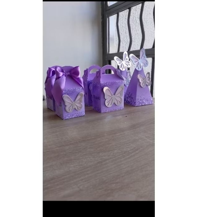 Caixinhas/lembrancinhas/Borboletas Lilás com Prata PEGUE E MONTE-personalizados com nome e idade
