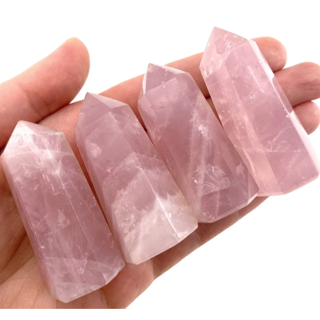 Ponta Lapidada Quartzo Rosa Pedra 100 % Natural Pedra do Amor tarot