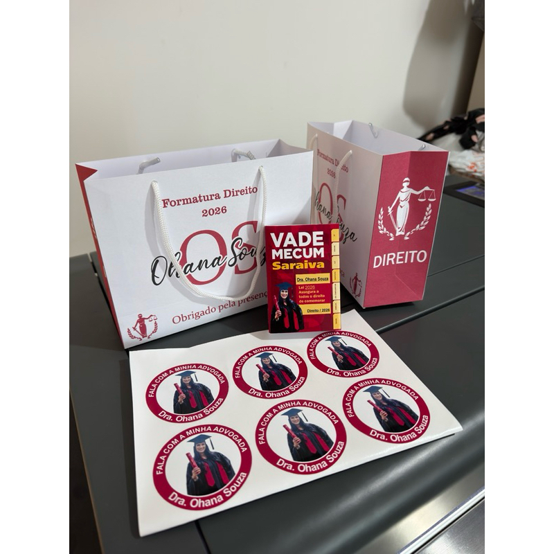 Kit Formatura Direito, Sacolinha, Adesivos, caixinha Kit Ressaca, advocacia, advogados.