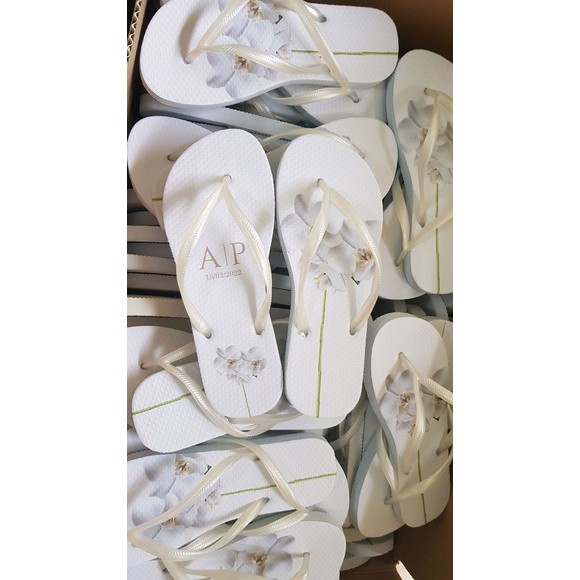 Chinelo personalizado Orquidea branca para casamento kit com 80 pares mais fita personalizada