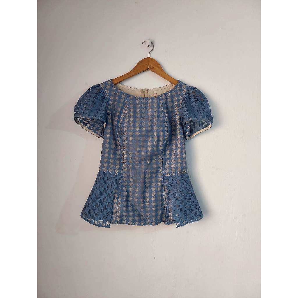 BLUSA AZUL PEPLUM FEMININA RENDA ZÍPER MANGA BUFANTE M _ Freire brechó