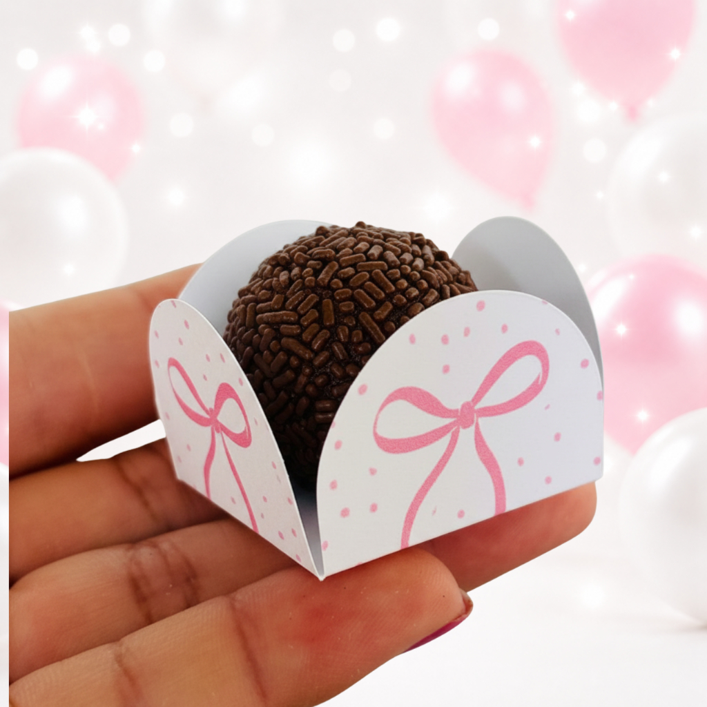 Kit 50 Forminhas Laço Rosa Doce Brigadeiro Personalizada 4 Pétalas Aniversário Festa Lembrancinha