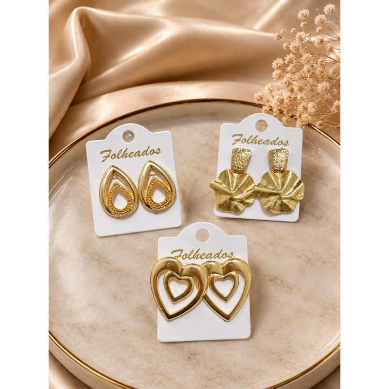 Trio de Brincos Dourados | Coração, Gota e Flor Texturizada | Kit com 3 Pares - Brincos folheados