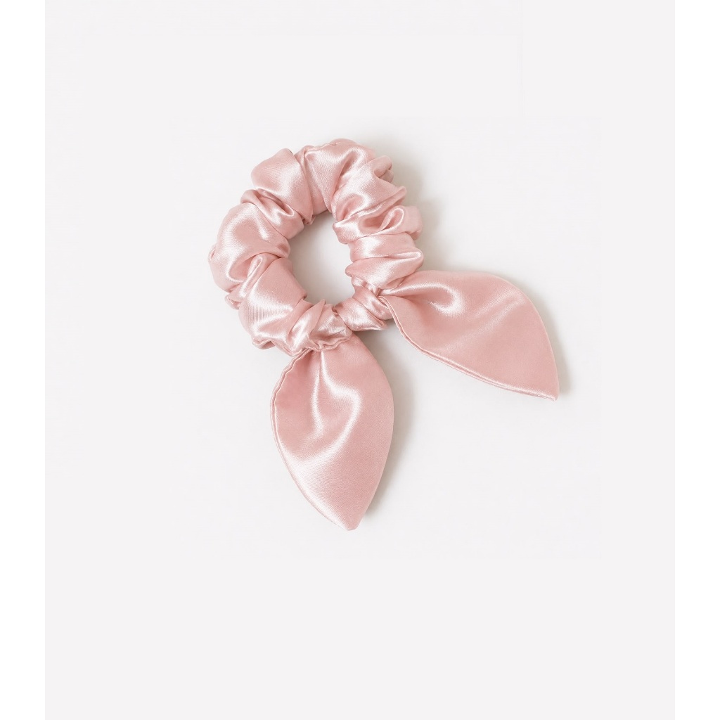 Kit com 3 Scrunchies Cetim Xuxas Rabicó Frufru Xuxinhas Lacinho