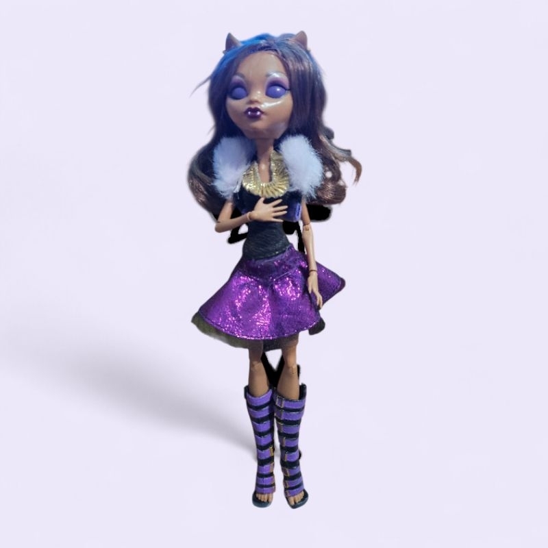 Boneca monster high mettel clawdeen Wolf usada conservada