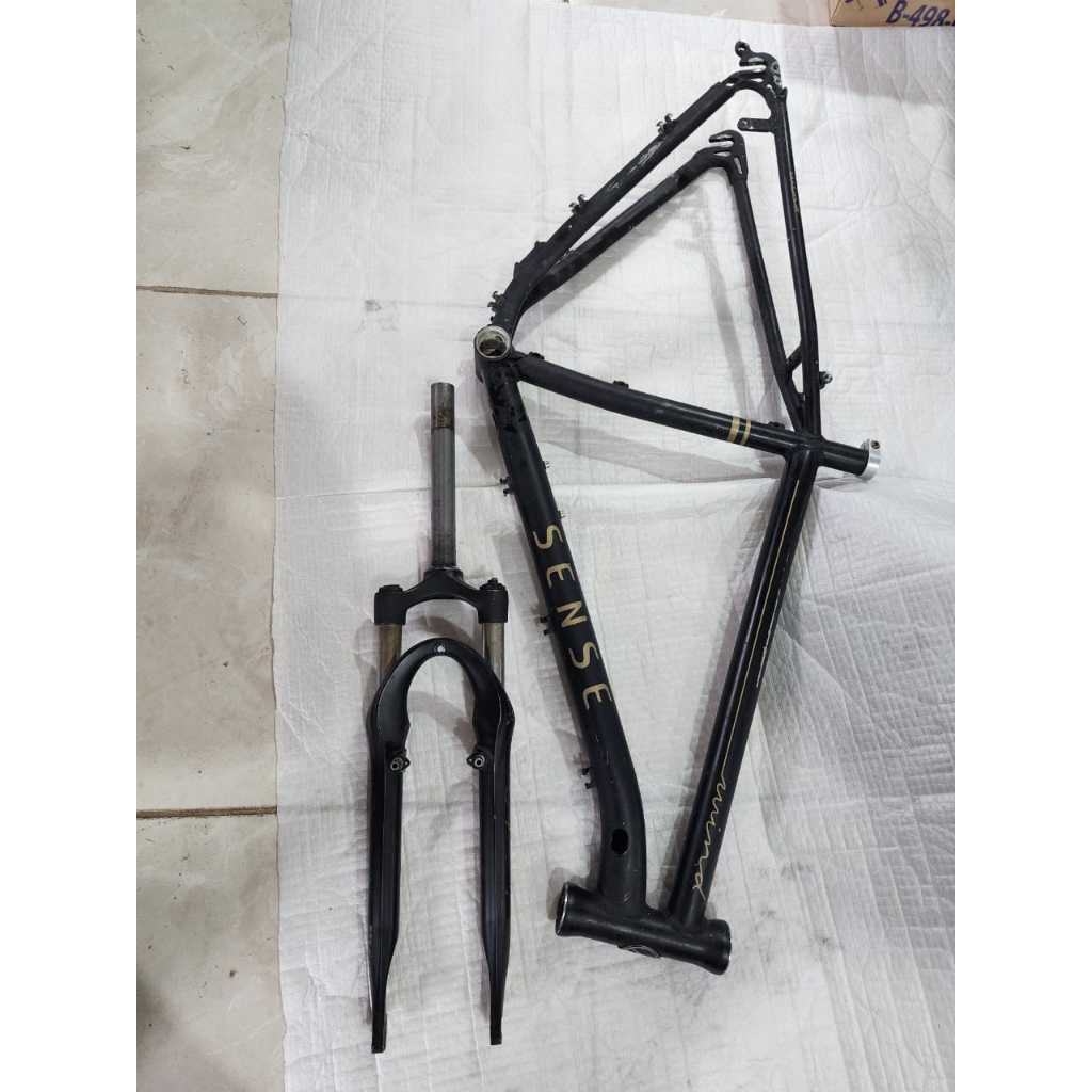 quadro e garfo bike sense wind aro 26 eletrica pode ser montada de forma tradicional aro 26 marcha tamanho 19G