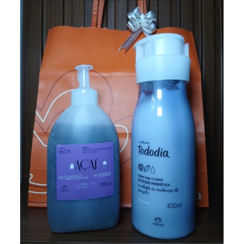kit Combo 01 Hidratante Algodão 400ml 01 Refil Sabonete Líquido Esfoliante 185ml Açaí Ekos  Natura Tododia Vegano.