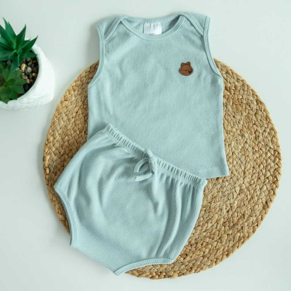 Kit 6 peças bebê unissex em algodão - conjuntos leves e confortáveis (Será Enviado 3 regata + 3 short tapa fralda)