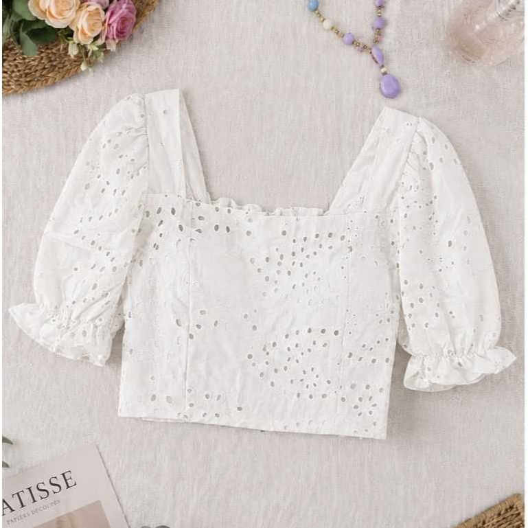 Cropped feminina de laise com bojo com manga bufante