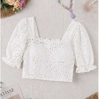Cropped feminina de laise com bojo com manga bufante