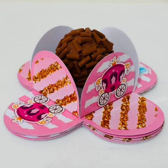 Forminhas para Doces Princesa Cinderela / Parabéns / Lembrancinha de Festa / Decoração de Festa / Aniversário / Infantil