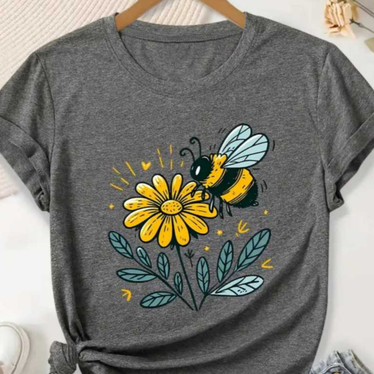 Camiseta Feminina 100% Algodão Confortável Dia a Dia Modelo: Abelha Flor - Novidade Especial