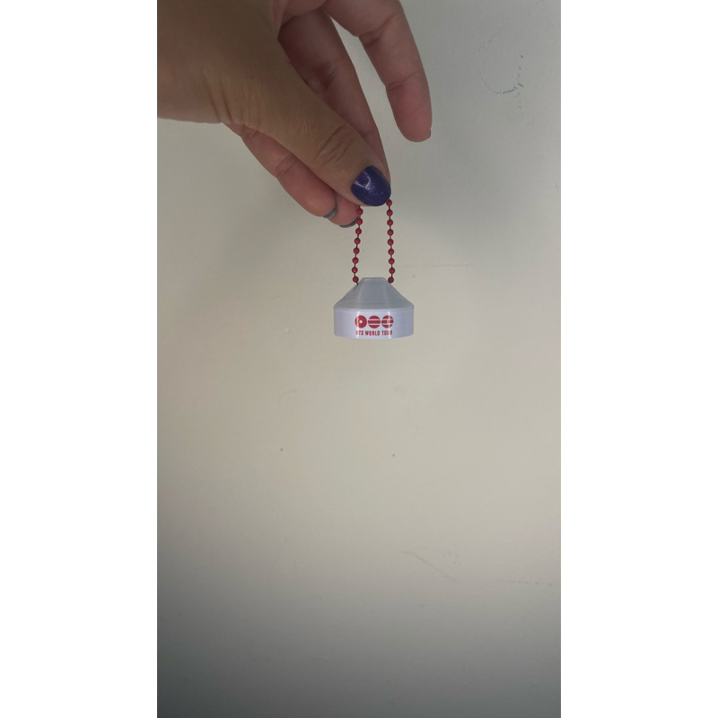 Chaveiro Tampa de Garrafa para Show BTS — imagem 2 de 2