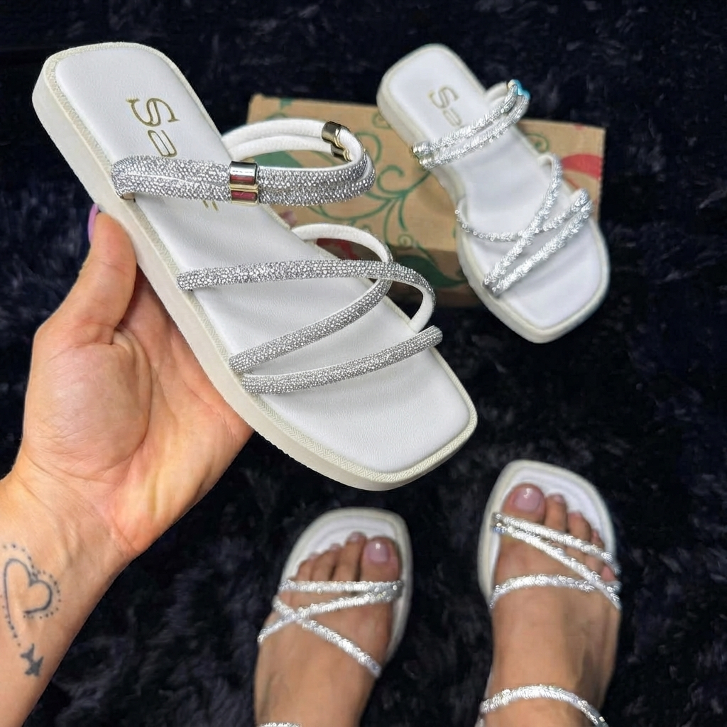 Papete Flatform Sanf Feminino Confortável Brilho Strass Elegante Tendência Antiderrapante Dourada
