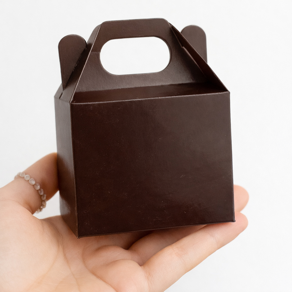 Caixinha Sacolinha para lembrancinhas, páscoa, bombom, doces, semijóias. Mini Maletinha MARROM