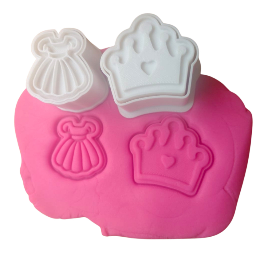 Kit com 2 e Kit com 3 Ejetores de Brigadeiro Princesa Coroa, Vestido e Castelo CT13063 em Oferta na Shopee