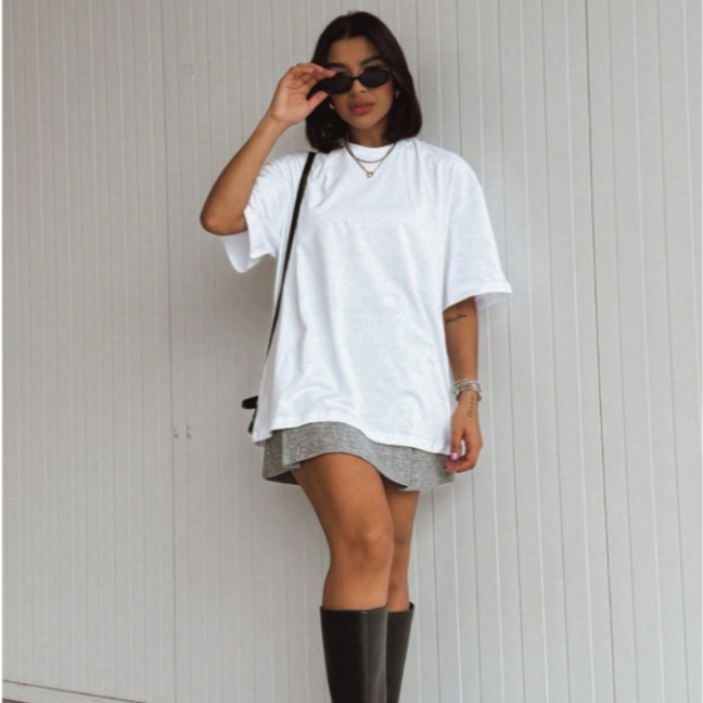Camiseta Max Feminina Lisa Oversized Streetwear Casual Algodão Penteado Blusa T-Shirt