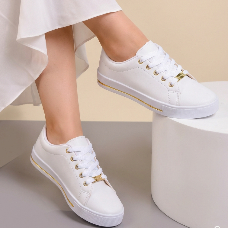 Tênis Feminino Casual Leve Macio e Confortável Modelo Detalhe Dourado