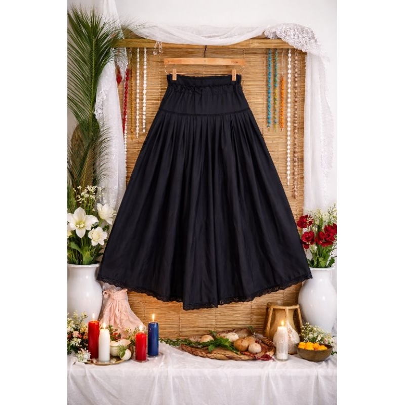Saia preta/Lebara/pombo gira/umbanda/candomblé