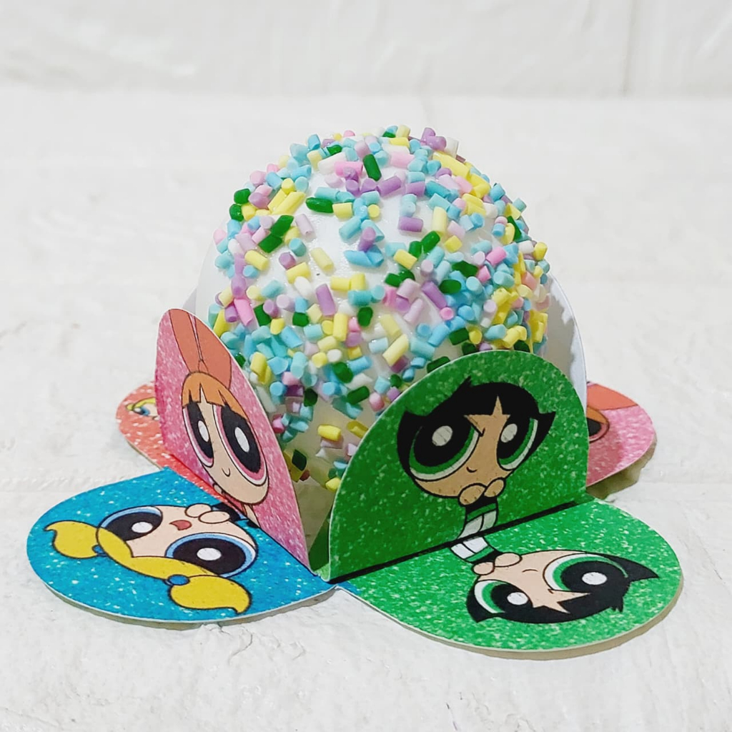 Forminhas Personalizada do tema MENINAS SUPER PODEROSAS  Forma de Brigadeiro 4 Pétalas de Aniversário