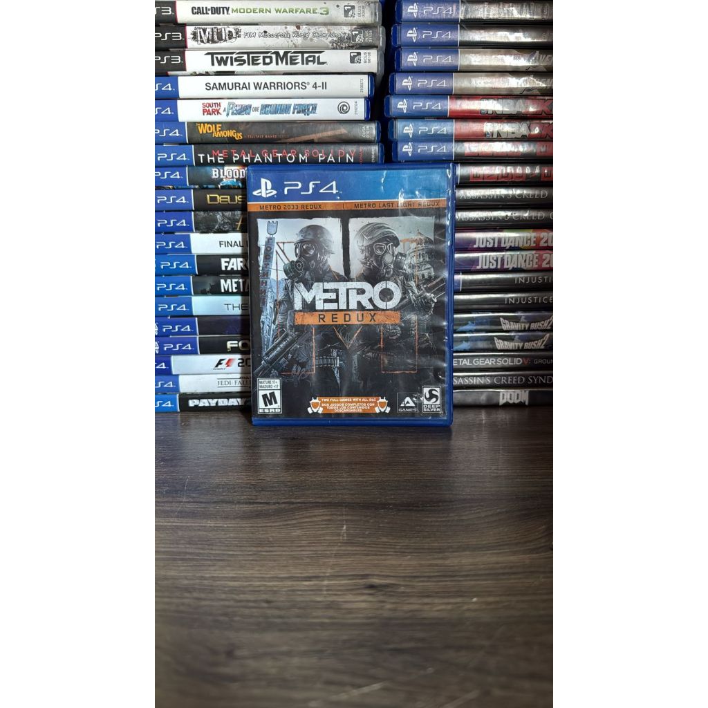 Jogo Metro Redux Playstation 4 PS4 Midia fisica