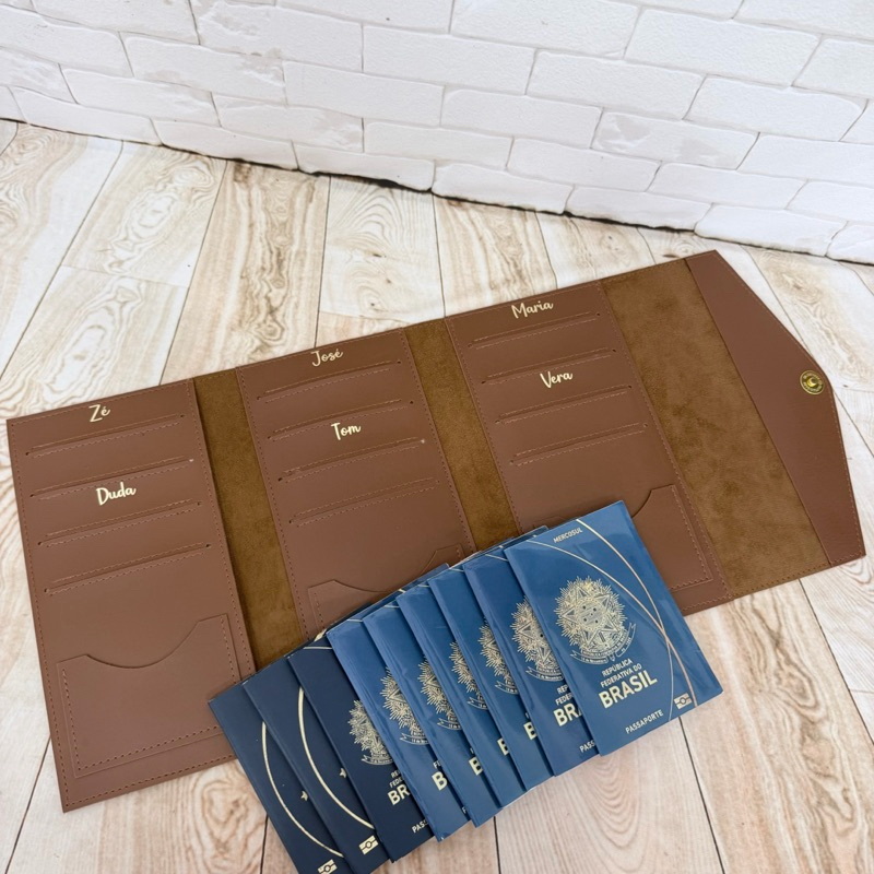 Capa Porta Passaporte Familia 4 / 6 / 8 e 12 Passaportes Personalizado