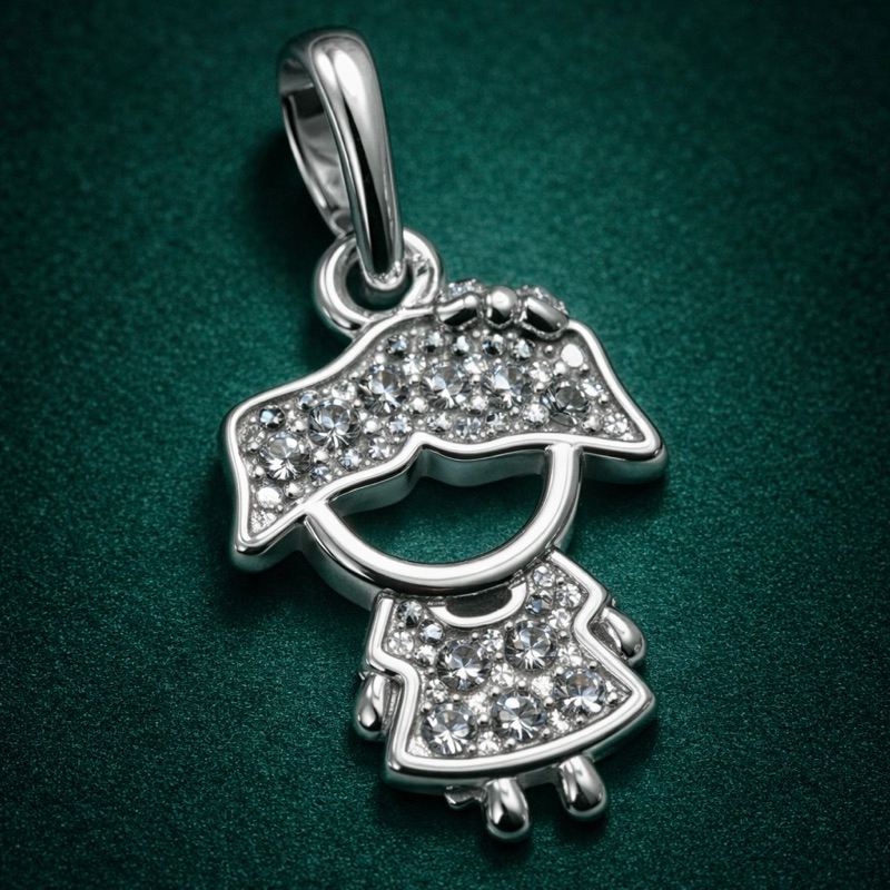 Pingente Menina Cravejado em Prata 925 Pingente Filha Delicado Feminino