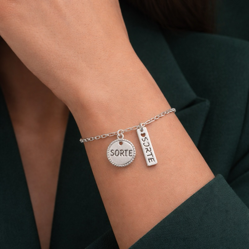 Pulseira Prata 925 com Medalha e Plaquinha Sorte Delicada