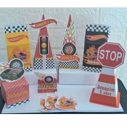 35 Lembrancinhas Hot Wheels personalizadas - kit festa - aniversário infantil - caixinhas montadas - envio rápido