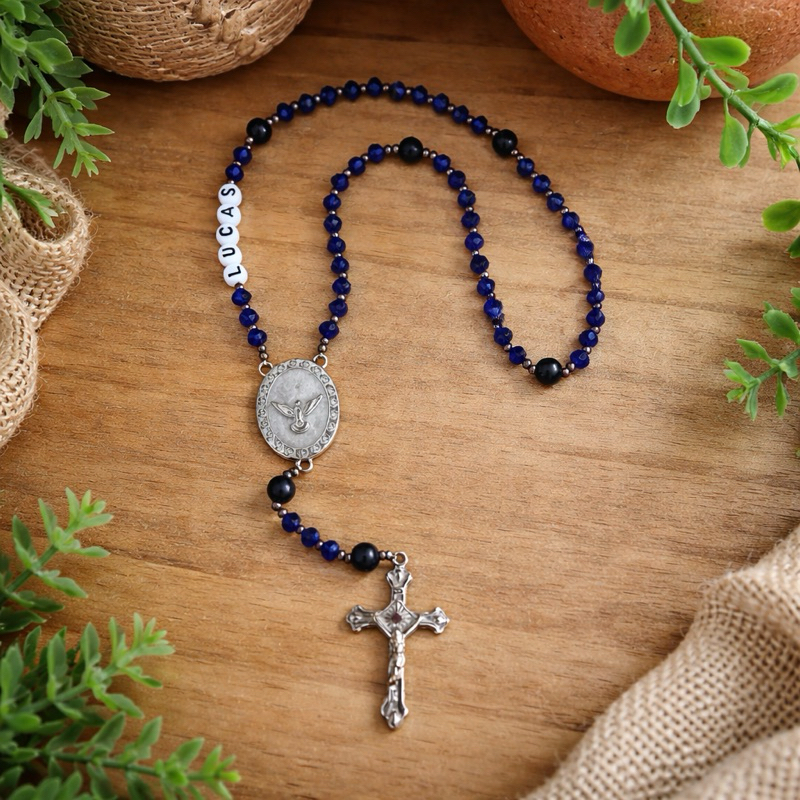 Terço Divino Espírito Santo Em Cristal e Metais Prateados kit com caixa de presente e organza terço primeira comunhão