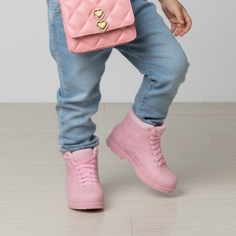 Conjunto Infantil Bota + Bolsinha Coração Feminino | Material Confortável E Impermeável
