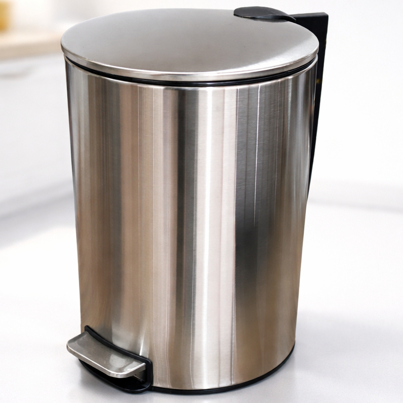 Lixeira Inox Slim com Pedal 5L ou 12L | Tampa Silenciosa | Ideal para Banheiro, Cozinha e Escritório