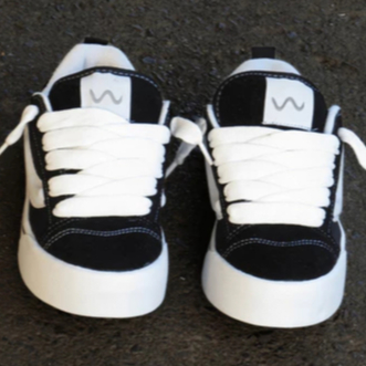 Tenis KNU Skatista Casual Em Promoção Feminino e Masculino Envio imediato - Promoção !
