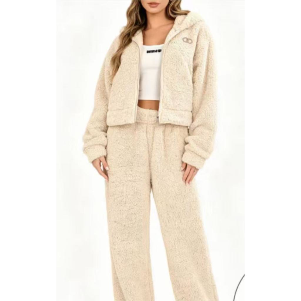Detalhes do Conjunto Feminino Inverno Peluciada com Capuz –Jaqueta Cropped + Calça Confortável e Quentinha Look Casual Elegante 5669