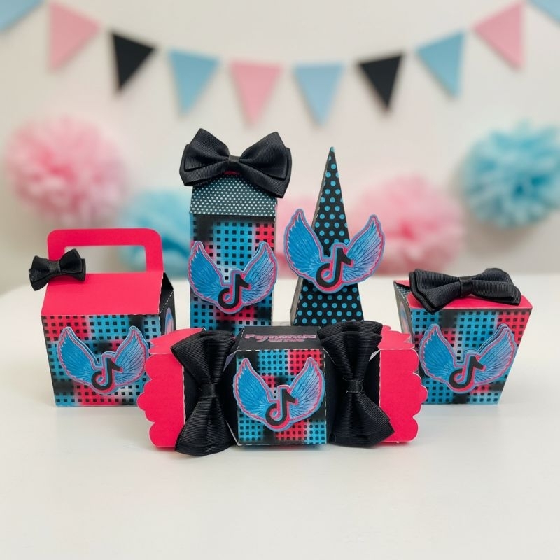 ENVIO RÁPIDO Kit Festa TikTok personalizado Nome e idade| Lembrancinha aniversário infantil | 10 unidades 🎶