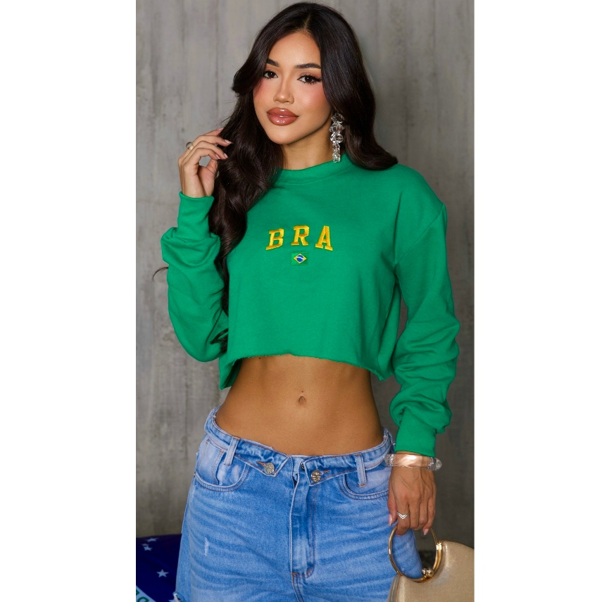 Moletom Cropped College Brasil Peluciado Feminino Estilo Blogueira Tendência Inverno Conforto Premium Copa 🔥🇧🇷
