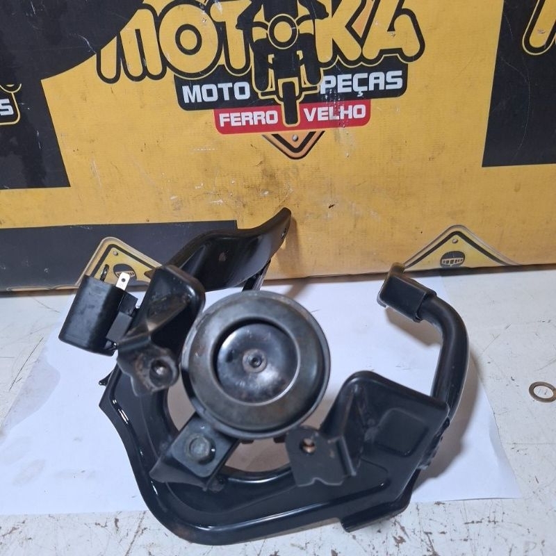 Suporte Da Carenagem FRONTAL +BUZINA YAMAHA NEO AT 115 2005 a 2007 ORIGINAL USADO