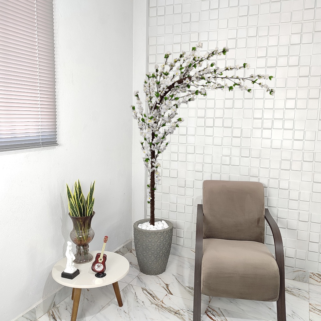 Planta Artificial Cerejeira Curva Branca 1,80cm Galho Curvado Vaso Pedra · foto 2