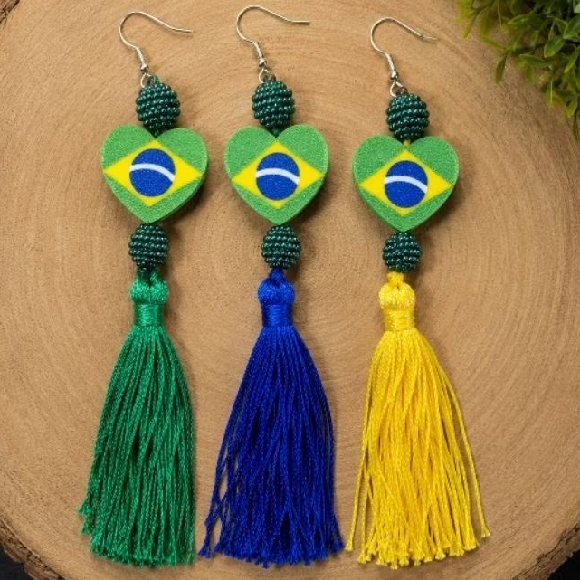 Brinco Boho Chic Brasil Verde, Amarelo e Azul🇧🇷 Tassel Longo | Elegância na Torcida | Estilo Copa | Acessório Feminino