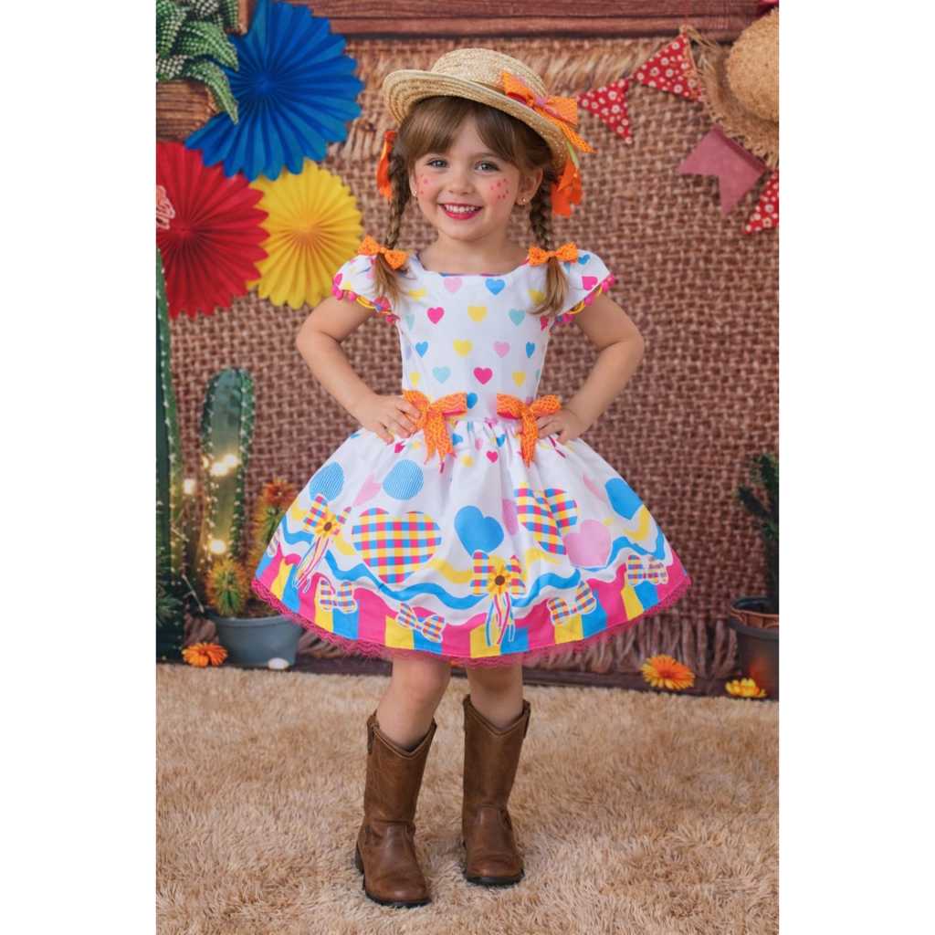 VESTIDO FESTA JUNINA CORAÇÃO NOVINHA SUPER LUXO ACOMPANHA TIARA ENVIO JA