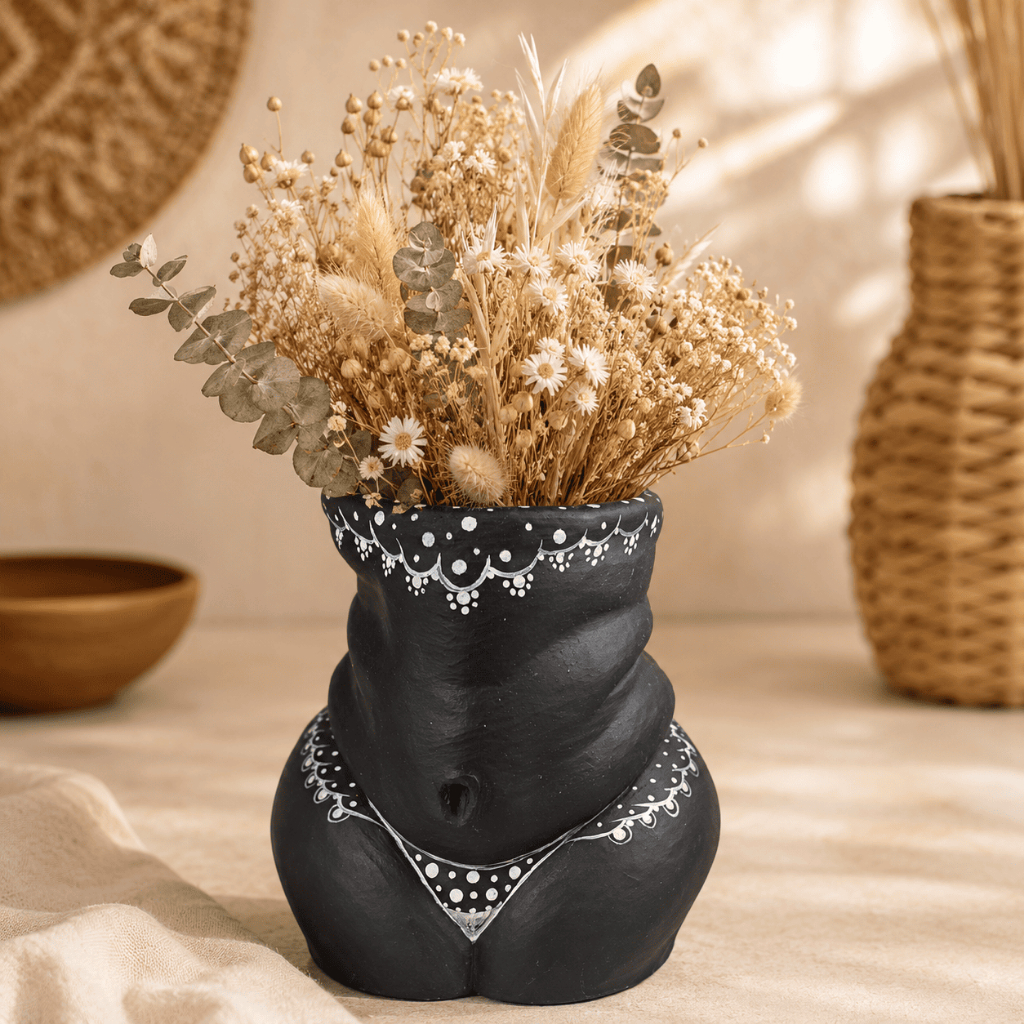 Cachepot Corpo Feminino Artesanal em Barro 19 cm x 13 cm x 13 cm | Vaso Decorativo para Flores