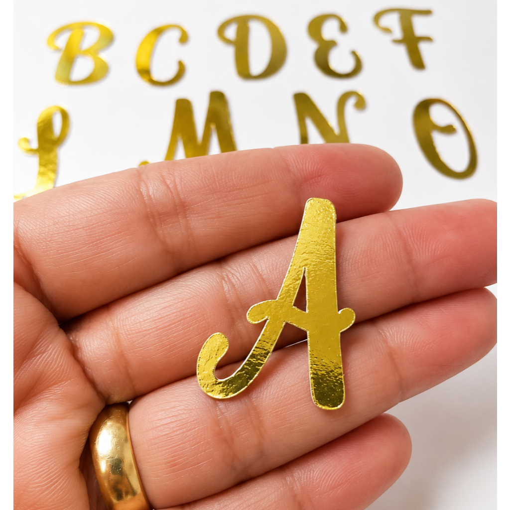 Aplique Inicial com Nome em Lamicote Dourado | Decoração para Festa e Lembrancinhas