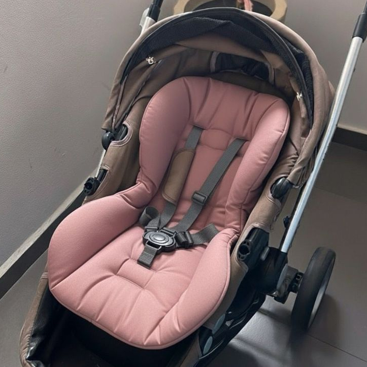 Capa de Carrinho Acolchoada Sem Babado Liso e Estampado