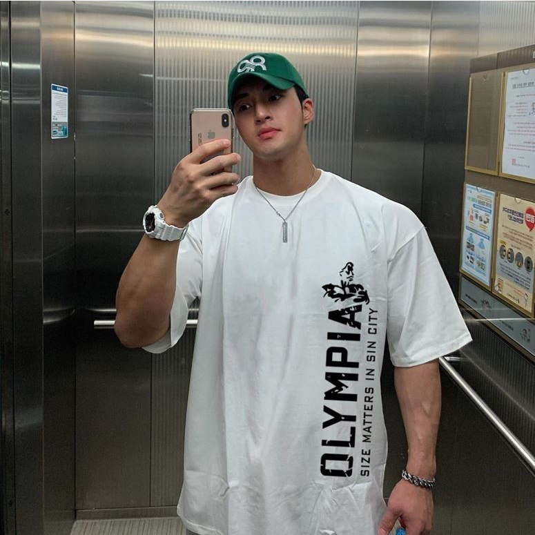 Camiseta Oversized Algodão Olympia Musculação Treino Gym Maromba Bodybuilder Larga Confortável