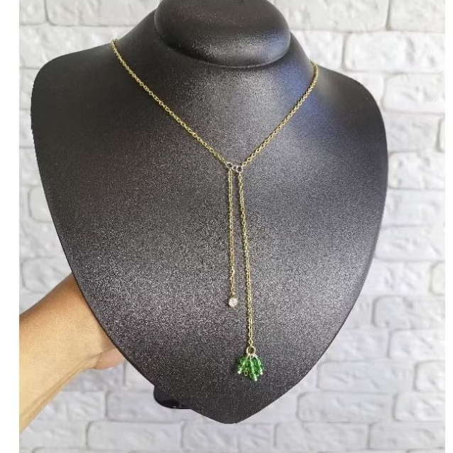 Colar Gravatinha Dupla Strass e Cristais, Colar em Aço Dourado Hipoalergênico