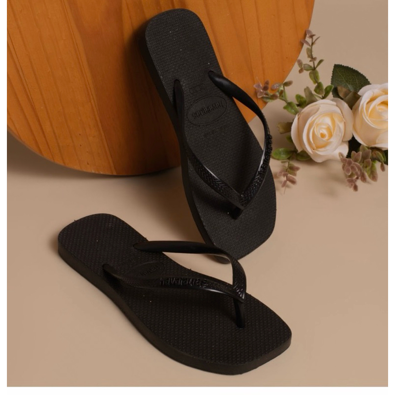 Chinelo de Dedo Feminino Preto sola bico quadrada   – Conforto, Leveza e Estilo Casual