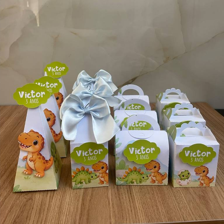 Kit Festa Infantil Dinossauro Caixas Personalizadas Pegue e Monte com Laço